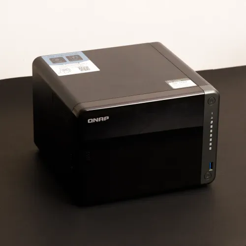 Servidor QNAP NAS + 20TB