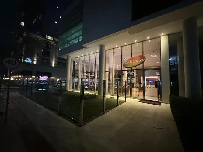 OPORTUNIDADE- VENDE-SE PIZZARIA COMPLETA EM ITAJAI/ PORTEIRA FECHADA.