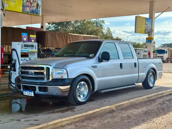 Ford F-250 XLT 4.2 180cv CD TB Diesel 2004