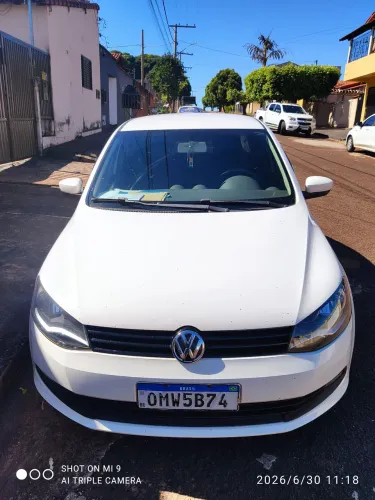 Volkswagen Voyage 1.0/1.0 City MI Total Flex 8V 4P 2014