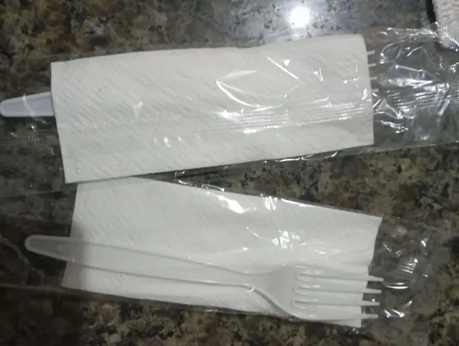 Kit garfo/guardanapo biodegradáv pacote com 120 unidades el 