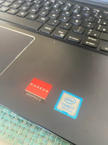 Notebook Dell i7 16 GB - troco por IPhone 15 16