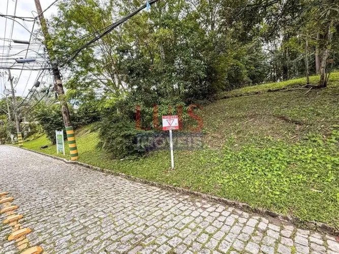 Terreno à venda, 485 m² por R$ 900.000,00 - Piratininga - Niterói/RJ