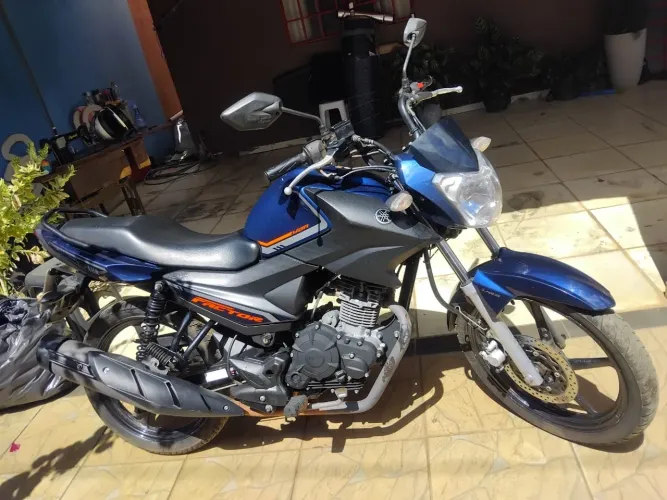 Moto YAMAHA FACTOR