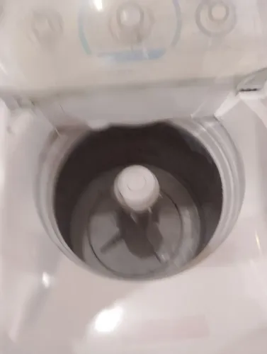 Vendo essa máquina Eletrolux 10 kg funcionando perfeitamente faço entrega 