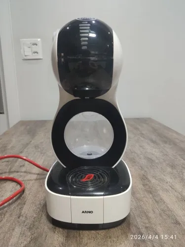 Cafeteira Arno Nescafé Doce Gusto