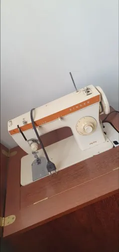Maquina costura singer com gabinete