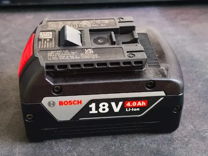 Nova e Sem Uso Bateria Original Bosch 18V 4Ah GSB 18V50 180-LI GWS 180-LI 18V-10 