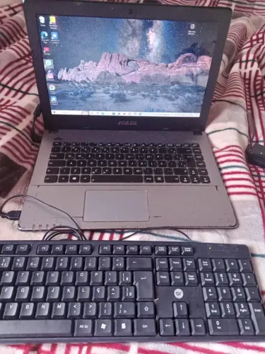 Vende-se notebook