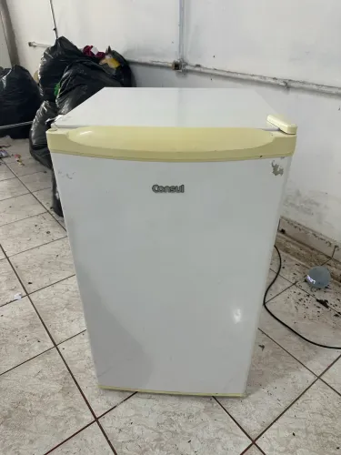Frigobar 120 litros cônsul