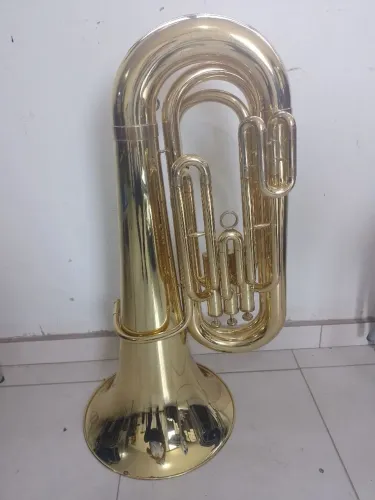 Tuba Weril J310, em Dó, 3/4.