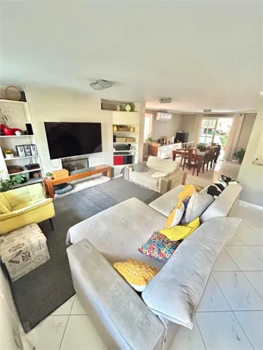 Casa em Condomínio à venda com 3 suítes em Vila São Francisco, São Paulo - SP
