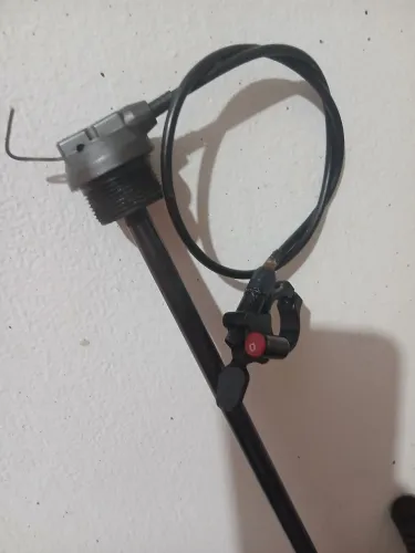 Cartucho suspensão com trava no guidão