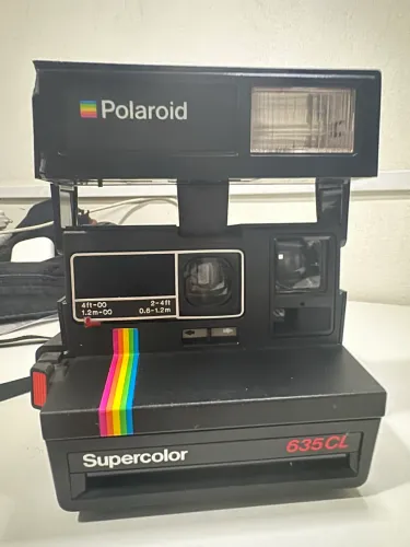 Câmera Polaroid supercolor 635 CL