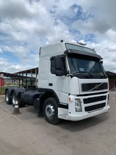 VOLVO FM 370 6X2 2011