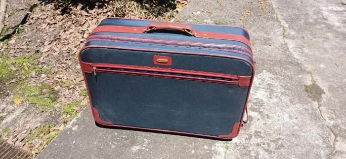 Mala grande ( retrô ) da Samsonite Easy Paks II ( Special Edition ) lançada em 198