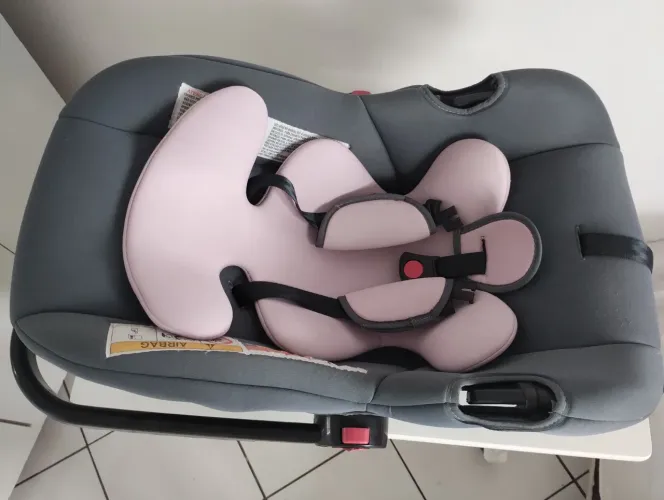 Cadeirinha para carro de bebê