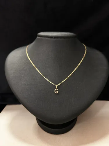 Corrente Piastrine Letra G de ouro 2.37g 18k procedência garantia eterna
