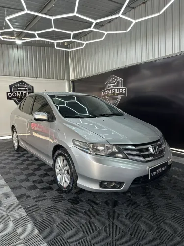 Honda City Sedan LX 1.5 Flex 16V 4P Mec. 2013