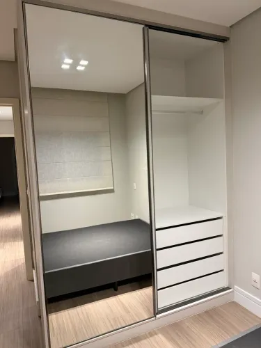 Guarda roupa duas portas