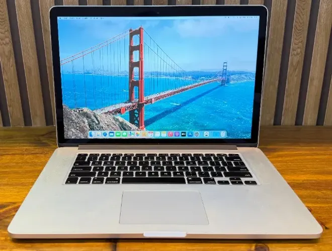 MacBook PRO Retina 15.4 Polegadas A1398 I7 2.2 Mem 16gb Ssd 256gb