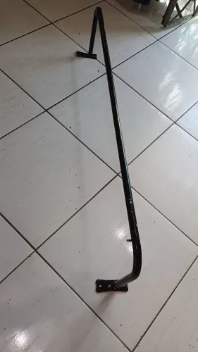 Arara de parede