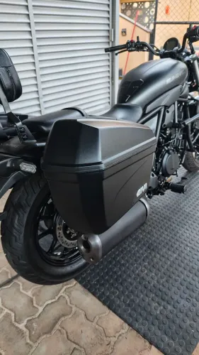 Baú Lateral Givi E22