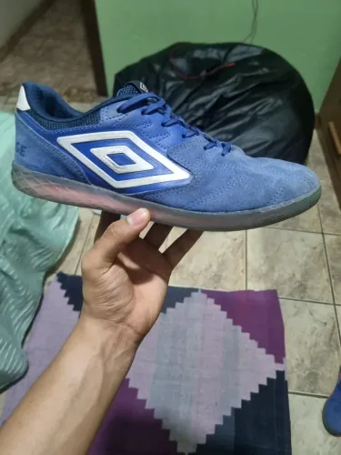CHUTEIRA DE FUTSAL USADA UMBRO PRO CHALLENGE