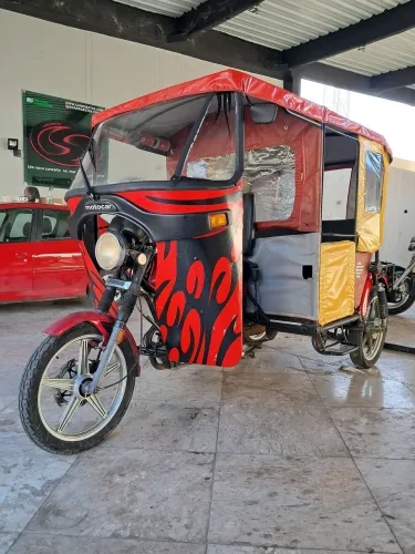 tuc tuc. triciclo tuk tuk moto 150 