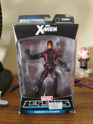Marvel legends Cyclops Hasbro