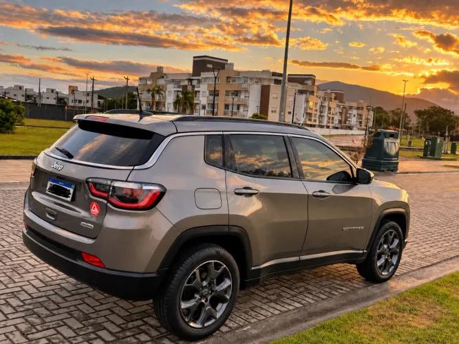 Jeep Compass Longitude 2.0 4X2 Flex 16V Aut. 2021