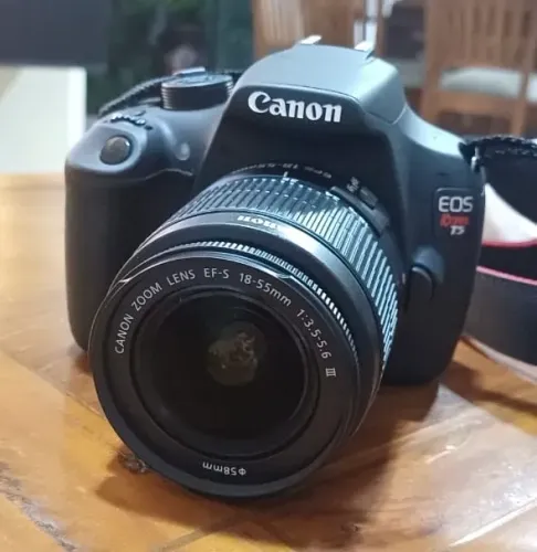 Câmera Canon EOS Rebel T5 + lente 18-55mm ? Pouquíssimo uso