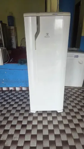 Refrigeradores Electrolux 390 litros