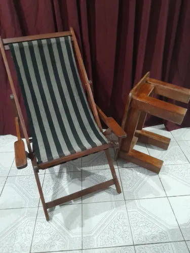 Conj de mesa e cadeira