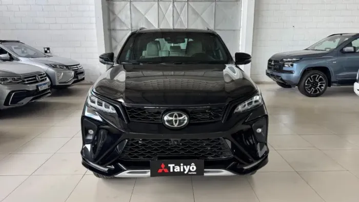 Toyota Hilux SW4 Diamond 2.8 TB 4X4 Die. Aut. 2024