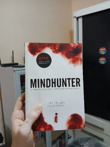 Livro Mindhunter: O primeiro caçador de serial killers americano