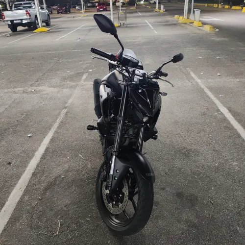 Yamaha MT-03 2027 em estado de zero