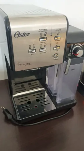 Cafeteira Oster Prima Latte