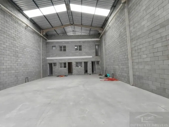 Galpão em Guarulhos 370m² | Pé Direito 7m