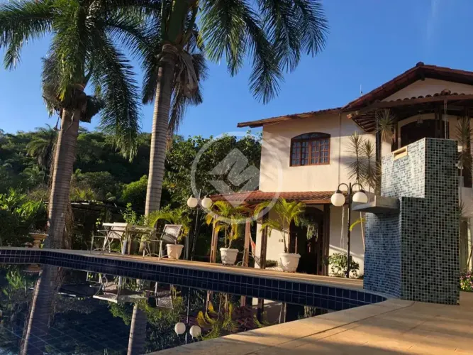 CASA MARAVILHOSA EM CONDOMINIO NO VALE DO TAMANDUÁ 2400 M2 , CONFORTO, TRANQUILIDADE E CON