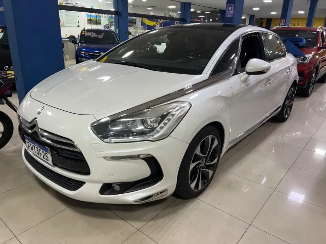 Citroen DS5 1.6 SO Chic Turbo 16V 5P Aut. 2015