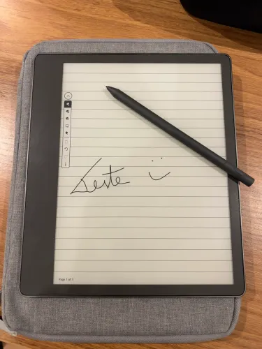 Kindle Scribe 16gb Com Caneta 10.2 pol Impecável 1a Geração 