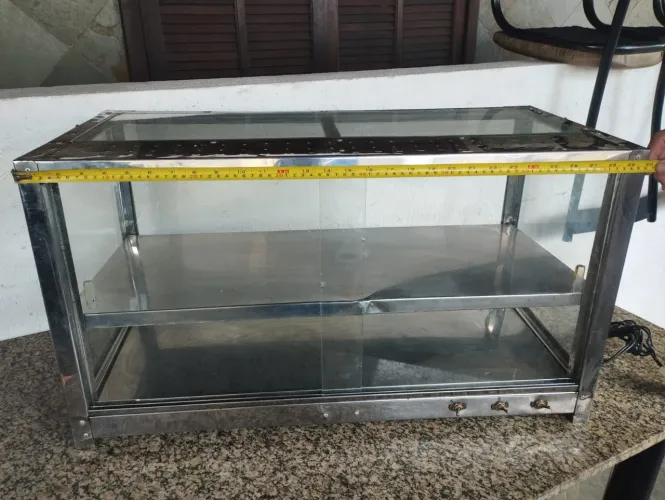 Vendo estufa de salgados.