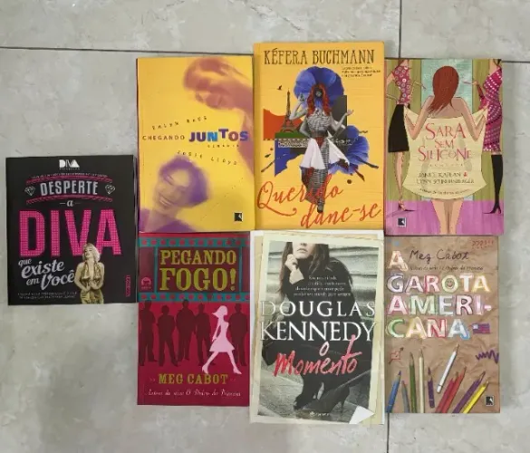 Lote 12 livros - Romances leves, fantasia e investigação