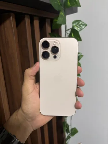 iPhone 16 Pro 128GB Desert