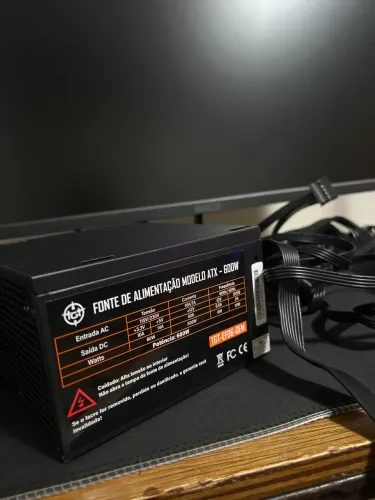 Fonte 600W TGT ATX bivolt