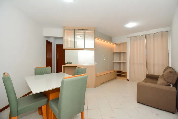 APARTAMENTO MOBILIADO EM CAMPINAS COM 2 QUARTOS SENDO 1 SUÍTE E VAGA DE GARAGEM
