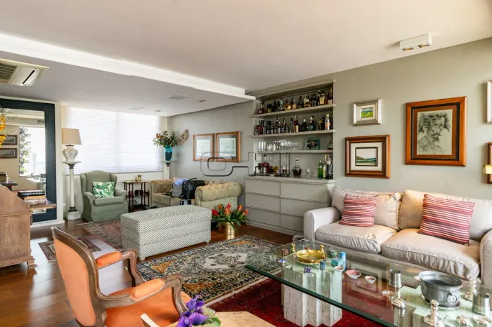 Aluguel Apartamento 1 Dormitórios - 156 m² Bela Vista