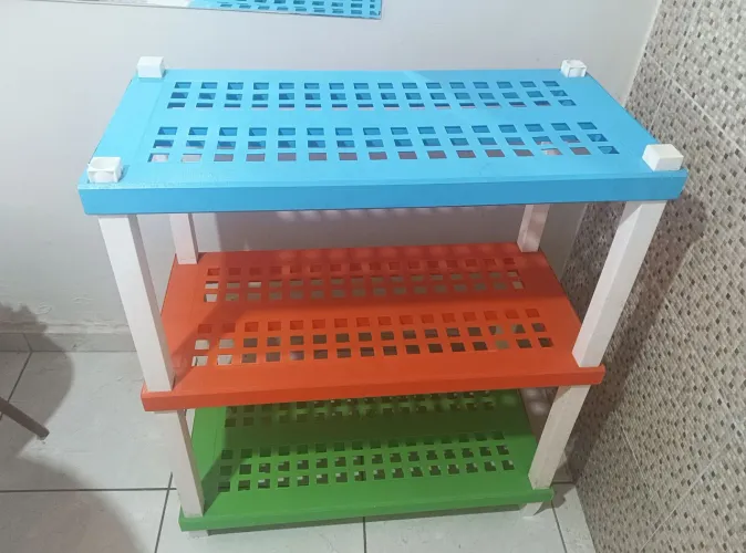 Estante desmontável 