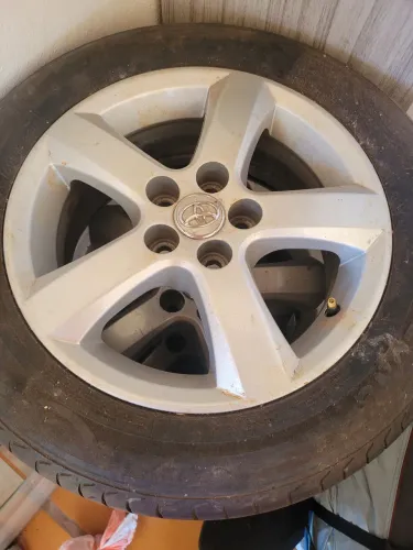 Roda liga leve Corolla 5 furos
